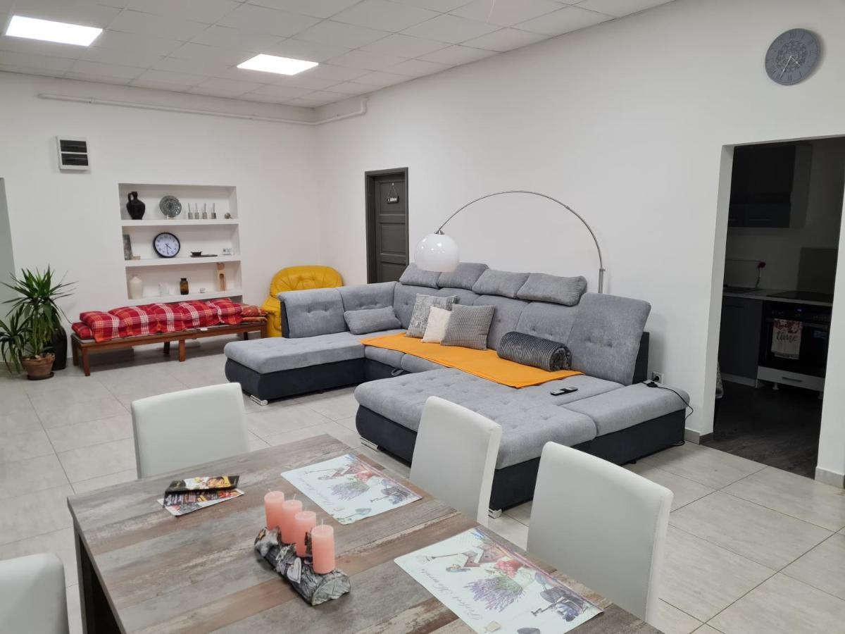 Silver Dream Apartmanhaz Debrecen Luaran gambar
